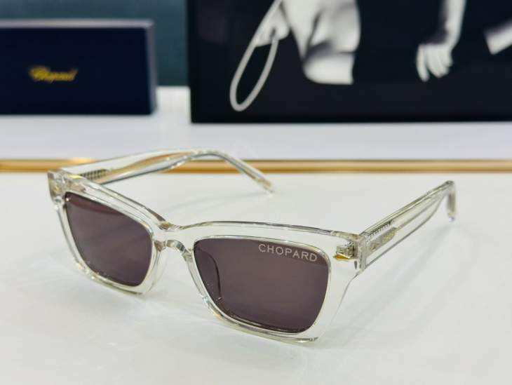 Picture of Chopard Sunglasses _SKUfw64327516fw